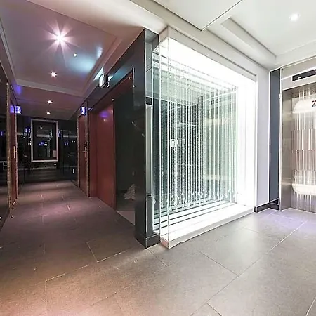 Seongnam Hotel Louis