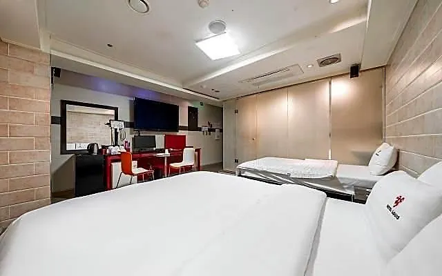 Seongnam Louis Hotel Seúl