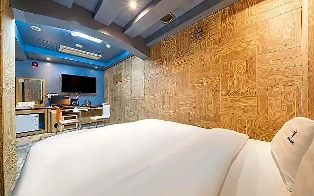 Hotel Seongnam Louis Seúl